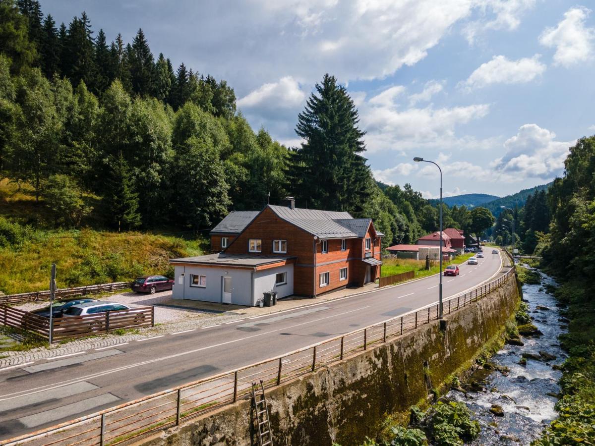 Apartman Liska V Peci - Apartmanovy Dum Horalka, Pec Pod Snezkou Exteriör bild